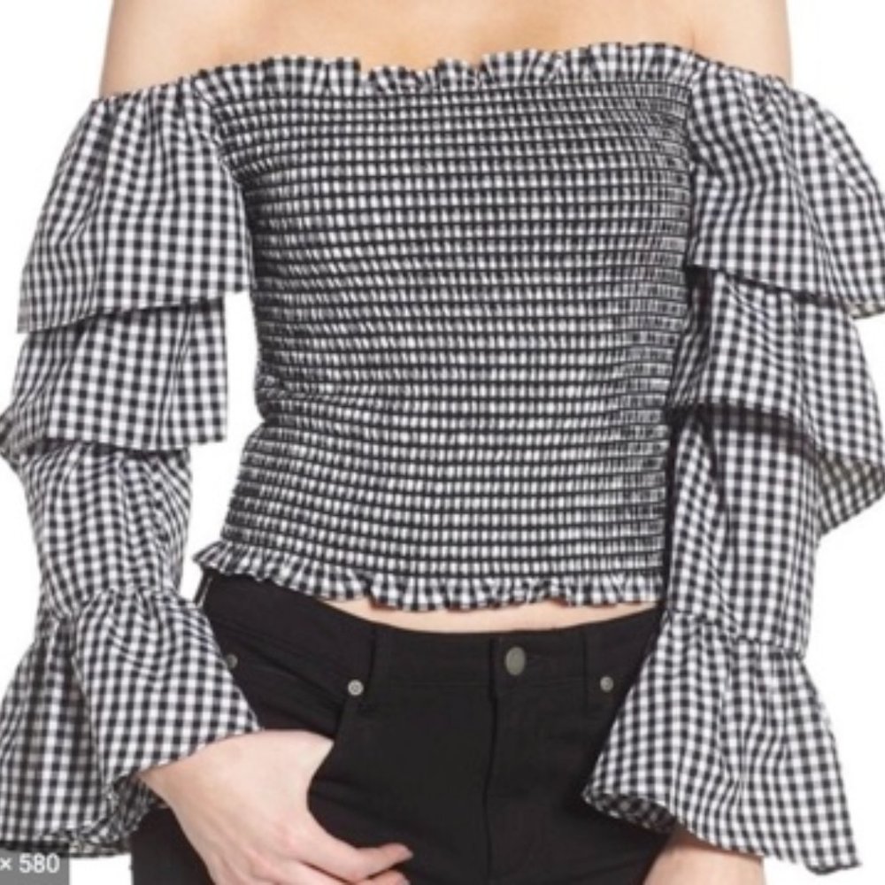 WAYF Black and White Top with Flare Sleeves